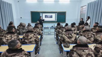 崇阳：检校联动送法入校 法治阳光护航成长