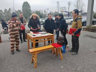 崇阳县铜钟乡：墨香传福暖乡野  产业赋能促振兴