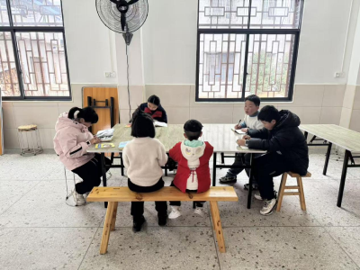 崇阳县桂花泉镇：小小便民服务点   守护乡村学子周末时光