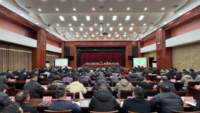 徐望主持县委中心组（扩大）集体学习暨第76期桃溪讲堂开讲活动