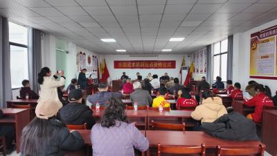 崇阳白霓武术太极培训点被授予“全国武术太极健身站点”