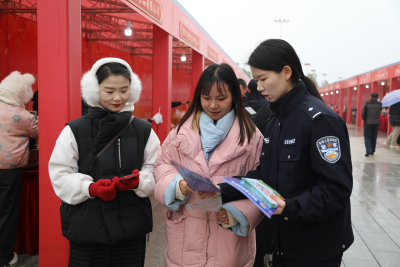 崇阳公安：崇山崇水间，为“沸腾年”镇场！