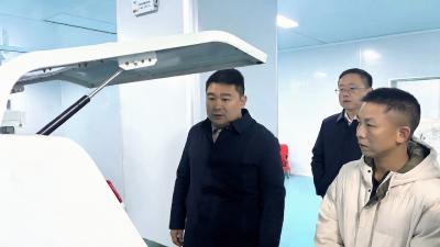 徐望深入县经济开发区企业宣讲省、市两会精神  调研重点项目建设情况