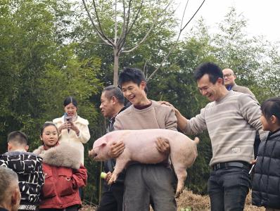 【图集】全城打卡，福气满格！快来解锁你的崇阳新年运~