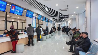 崇阳县政务服务中心：新春开工新气象   便民服务再升温