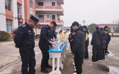 崇阳县青山镇：开学禁毒第一课  守护青少年健康成长