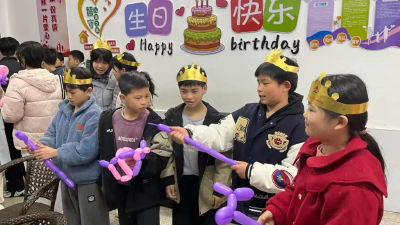 这场集体生日会，有爱又走心！