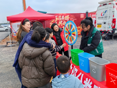 崇阳瑞阳交投集团开展垃圾分类主题宣传
