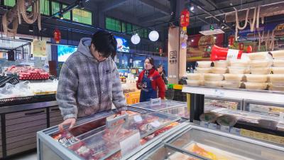 崇阳：汤圆热销花灯俏