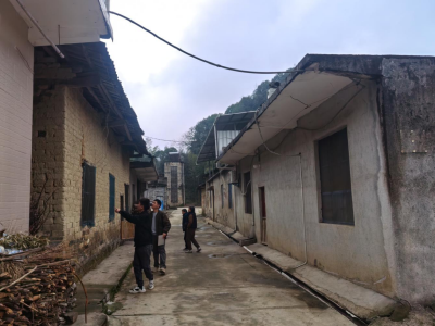 崇阳县青山镇全面排查老旧危房   守护群众“安居梦”