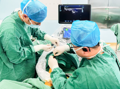 崇阳县人民医院成功开展首例超声引导下动静脉内瘘球囊扩张术  为血透患者打通“生命线”