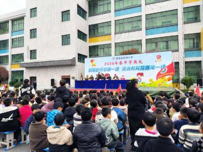 崇阳县天城镇：防范药物滥用  筑牢禁毒防线