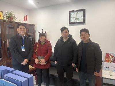 崇阳：小事显文明  近1500元现金半小时“回家”