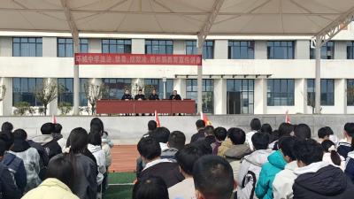崇阳民警进校“说法”，这堂法治课干货满满！