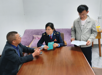 崇阳县税务局：税收宣传进企业   护航发展添动能