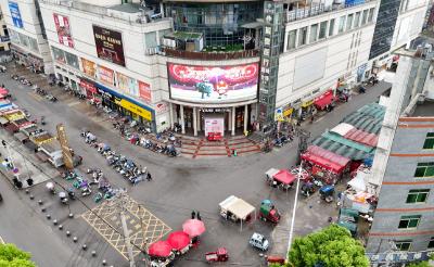 “楚超”咸宁赛区赛事首秀倒计时！崇阳夜市解锁观赛新玩法