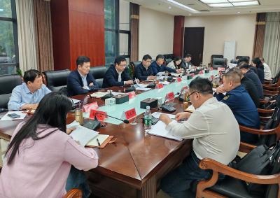 县委常委会（扩大）会议召开：全力将赛事办出特色、办出水平、办出影响