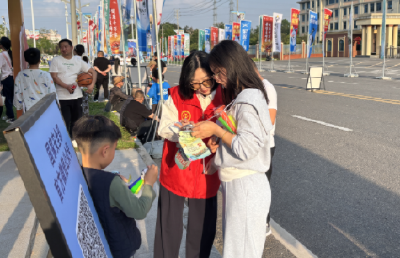 崇阳：魅力楚超开赛  国安宣传“赶集”