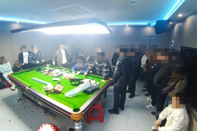 崇阳公安成功端掉一赌博窝点   抓获涉赌人员46名