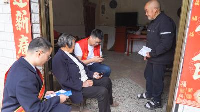 就近办上门办马上办！崇阳政务服务走进桂花泉镇