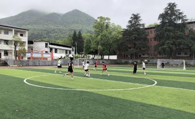 崇阳县铜钟中学获评全国青少年校园足球特色学校