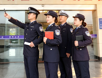 崇阳公安：青春向党  警徽闪耀