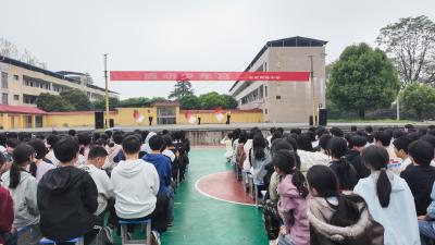 崇阳：“流动少年宫”让孩子逐光而行