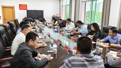 崇阳县召开“楚超”咸宁赛区第四场赛事筹备工作推进会：优服务、保安全、促融合