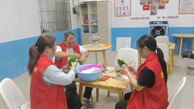 崇阳县高枧乡：情浓端午暖乡情   巾帼守护“一老一小”