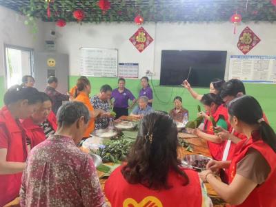 崇阳：粽叶飘香迎端午 敬老助残齐参与