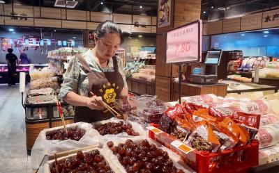 崇阳：端午临近  粽子抢“鲜”上市