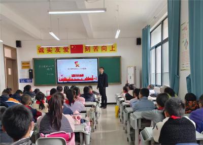 【深入学习贯彻党的二十大精神】通山县迎宾路小学各中队宣讲“学习贯彻党的二十大精神”