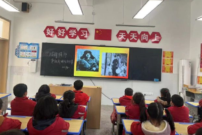通羊五小学雷锋志愿服务月系列活动