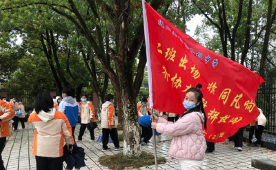 雷锋精神永流传 光荣院里暖意浓——明德中学开展“学雷锋”活动