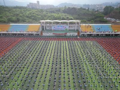 欢乐童年 精彩无限  --通山县迎宾路小学成功举办第一届美育节暨大课间与课程超市展演活动