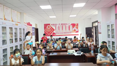 共青团通山县委：“希望家园”：湖北大学小书童日记