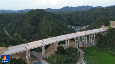  ​ 咸九高速九宫山1号隧道右洞贯通  