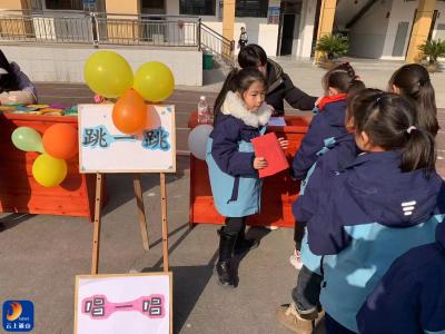 童年不“童”样，乐考助成长——洪港小学开展一二年级“无纸化”乐考活动