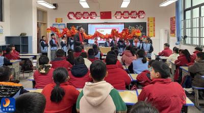 【开学季】通山：开学第一课从“心”出发 用爱护航心理健康