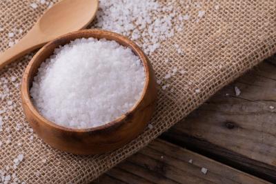 价格相差十倍的盐有区别吗？选错可能影响健康 
