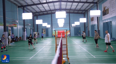  “羽”众同心！通山籍羽毛球运动员从众众在家门口夺冠