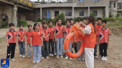 通山县厦铺镇西湖村：筑牢防溺水防护网 守好孩子生命安全线