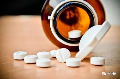 中老年不宜长期服用的6类药，可能伤身降免疫力，您有吃吗？ 