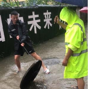 县住建局：多举措排涝保畅