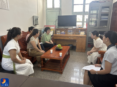 咸宁市妇联调研通山县妇女儿童工作