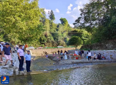 大畈镇下杨村：清凉夏日，安全共舞