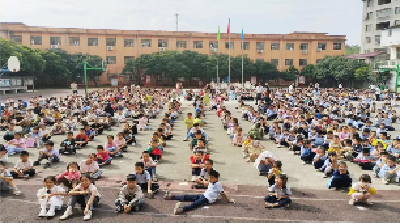 洪港小学：开展逃生演练 筑牢安全防线