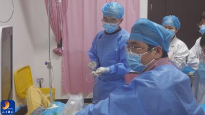 V视丨县中医医院成功开展超声引导下肝肾囊肿穿刺硬化治疗  