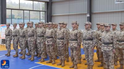 V视丨30名热血青年携笔从戎 九成新兵为大学生