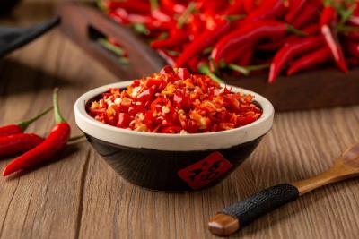 “忌食辛辣”就是不吃辣椒吗？还有这些食物 